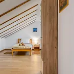 منتجع Sokol - Secret Forest House Gračac
