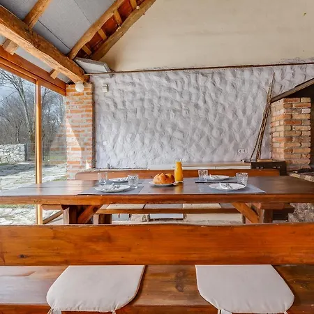 Sokol - Secret Forest House Gračac