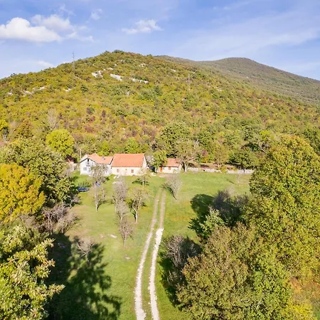 Θέρετρο Sokol - Secret Forest House Gračac